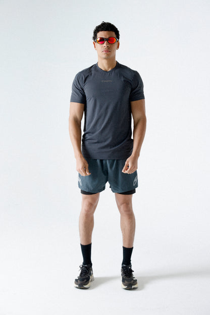 FORM tee grey