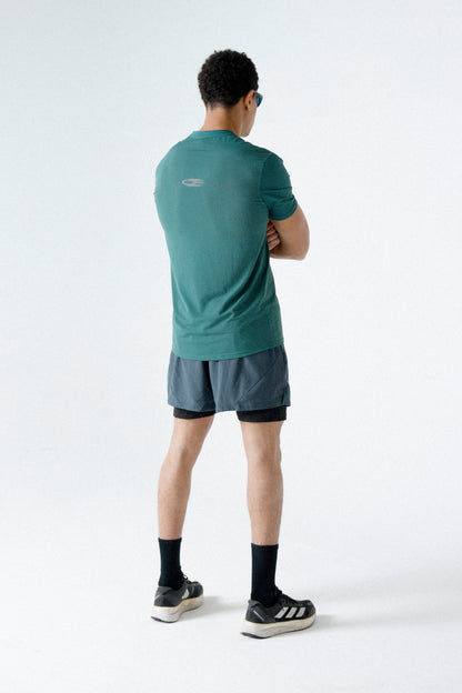 FORM tee green