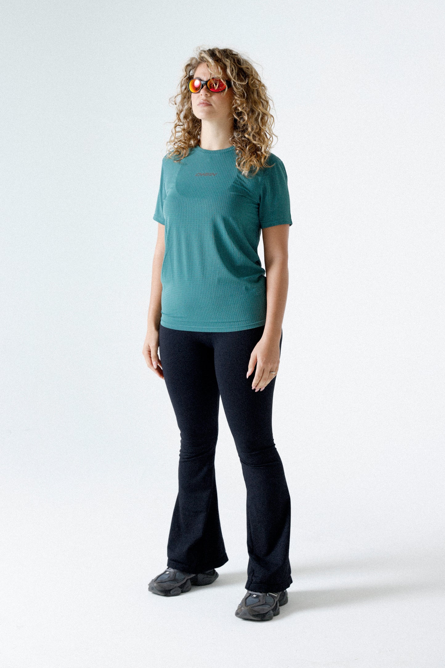 FORM tee green