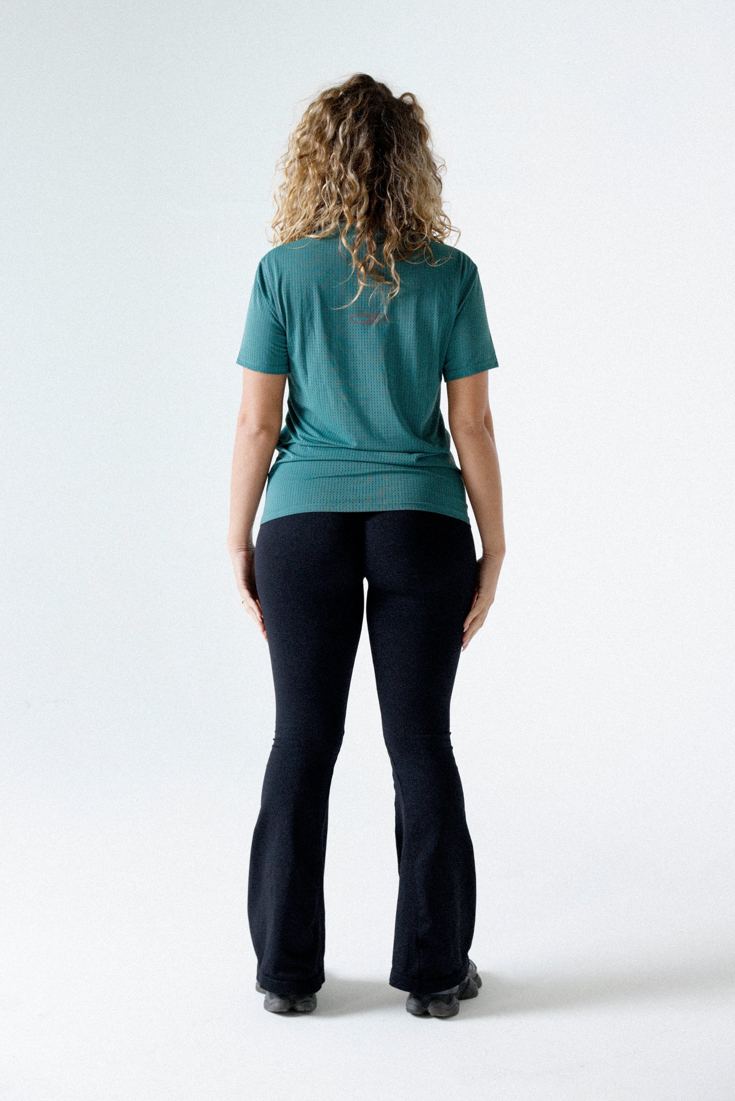 FORM tee green