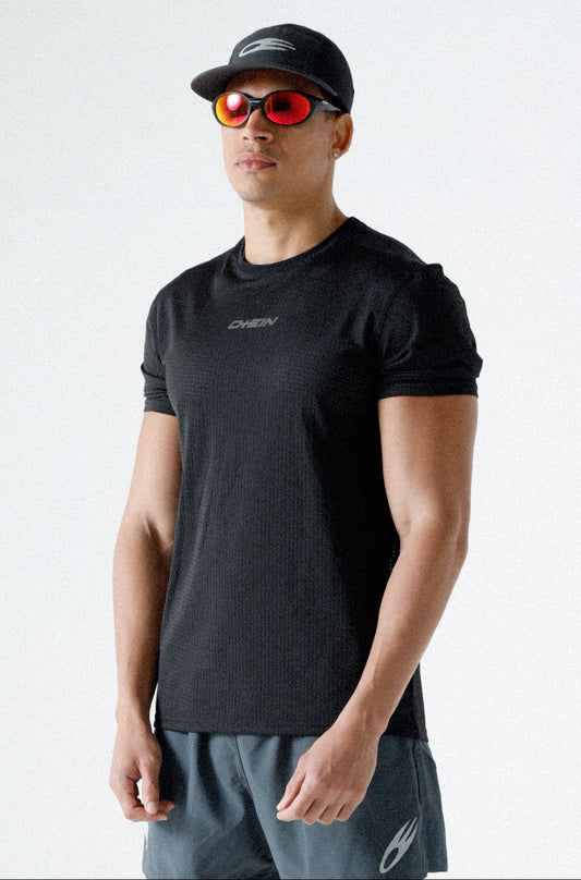 FORM tee black