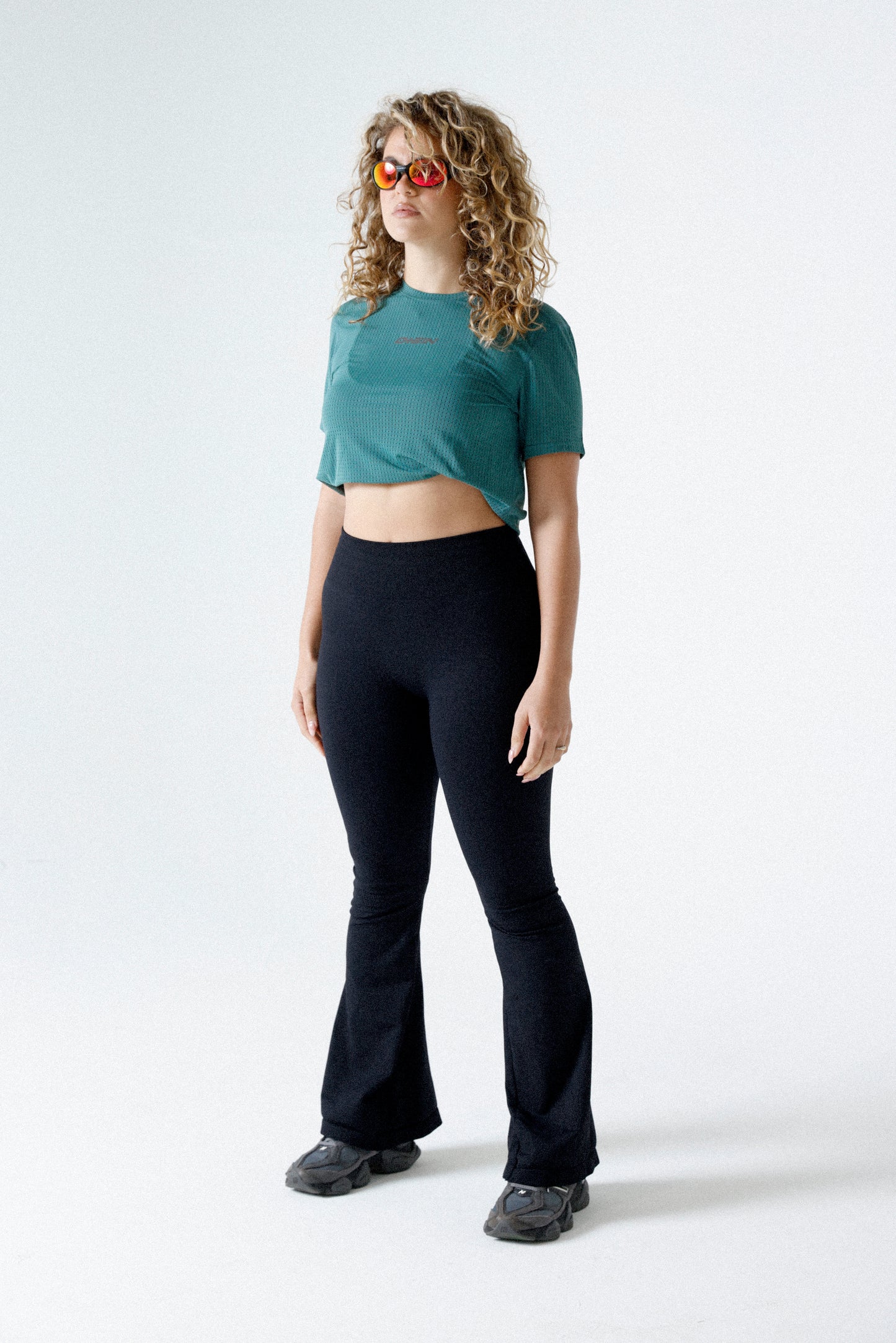 FORM tee green