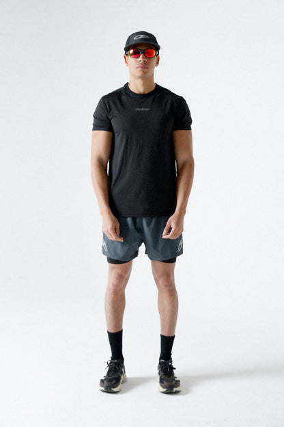 FORM tee black