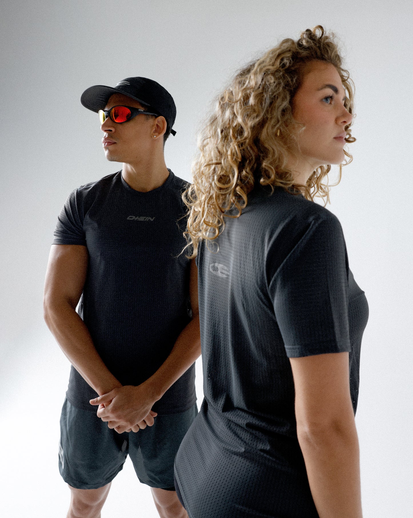 FORM tee black